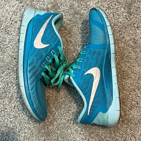 Nike Kids - Teal and Blue Sneakers - Picture 4 of 5